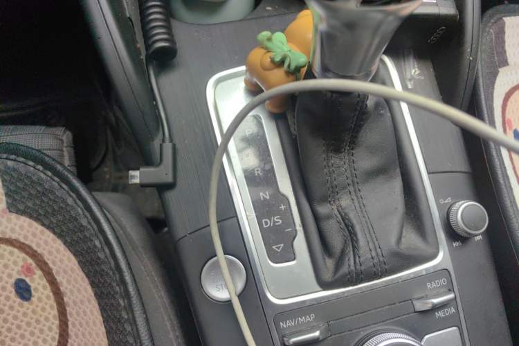 Used Audi A3 2020 Sportback 35 TFSI Sporty Model China VI Gear Lever