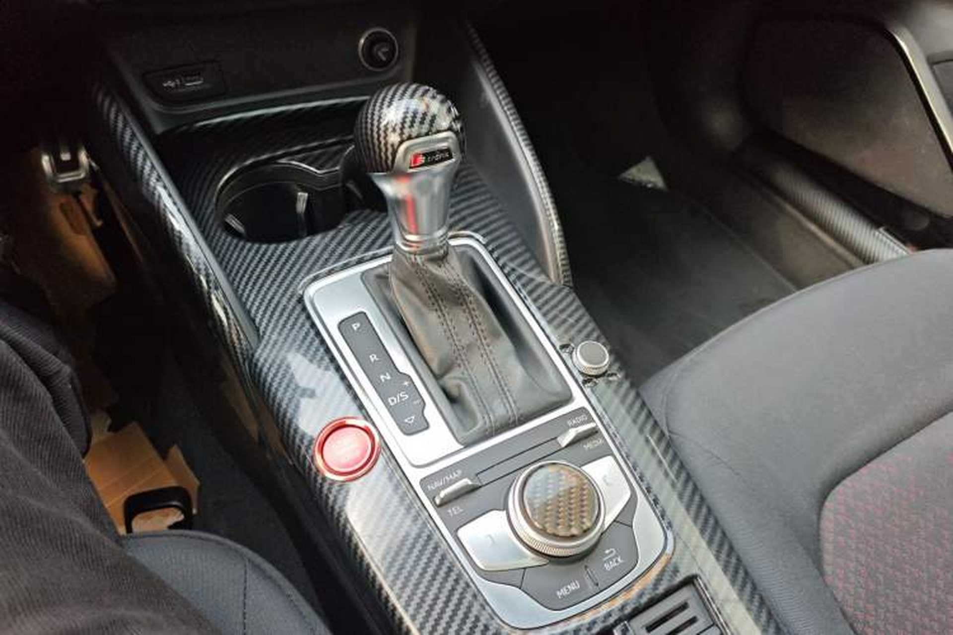 Used Audi A3 2020 Restyled Sportback 35 TFSI Entry-Level China VI Emission Standard Gear Lever