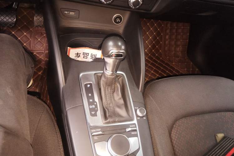 Used Audi A3 2020 Limousine 35 TFSI Ambition China VI Gear Lever