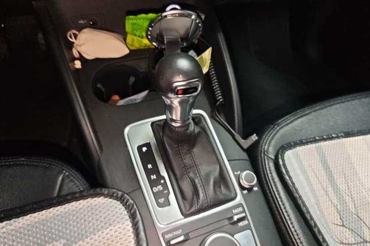 Used Audi A3 2020 Limousine 35 TFSI Ambition China VI Gear Lever