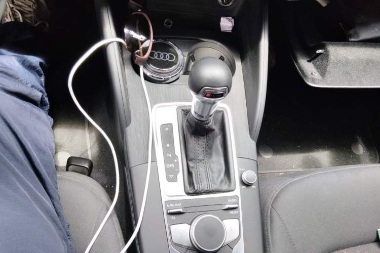 Used Audi A3 2020 Sportback 35 TFSI Ambition China VI Gear Lever