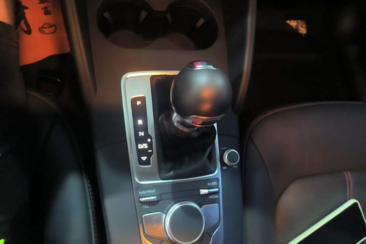 Used Audi A3 2020 Limousine 35 TFSI Ambition China VI Gear Lever