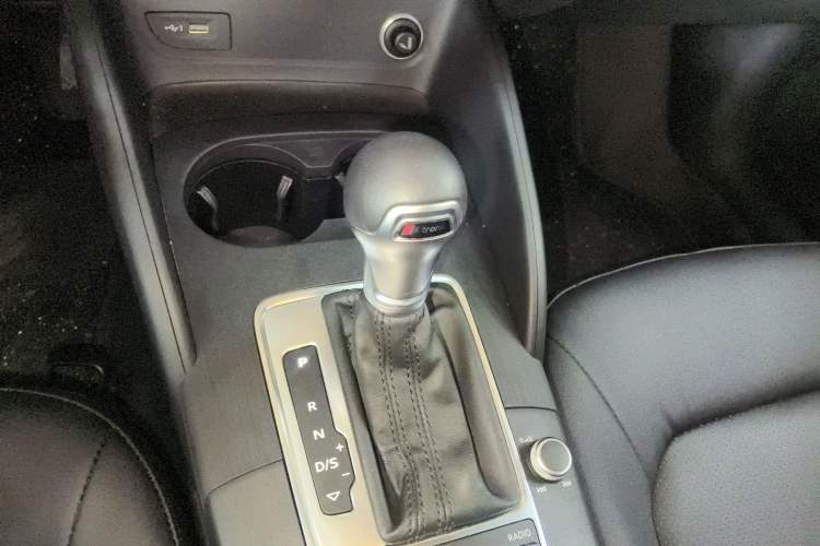 Used Audi A3 2020 Limousine 35 TFSI Ambition China VI Gear Lever