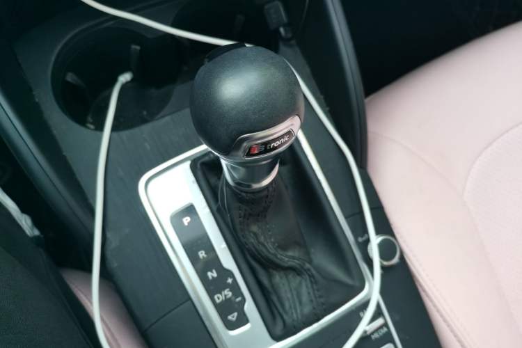 Used Audi A3 2020 Restyled Limousine 35 TFSI Ambition Version China VI Gear Lever