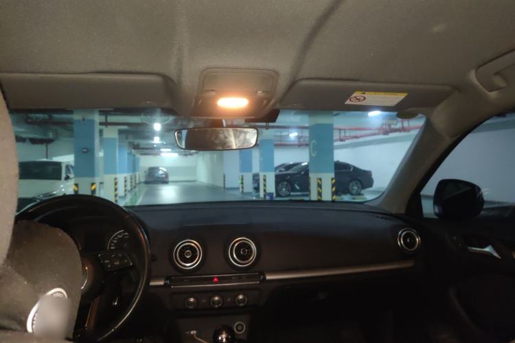 Used Audi A3 2020 Limousine 35 TFSI Ambition China VI Headliner
