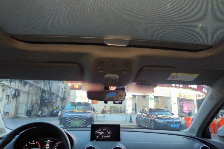 Used Audi A3 2020 Limousine 35 TFSI Ambition China VI Headliner