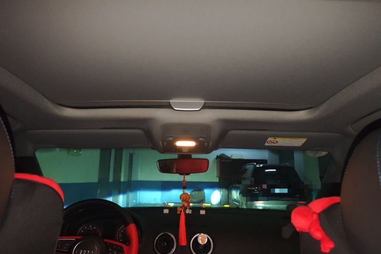 Used Audi A3 2020 Limousine 35 TFSI Fashion Edition China VI Emission Standard Headliner