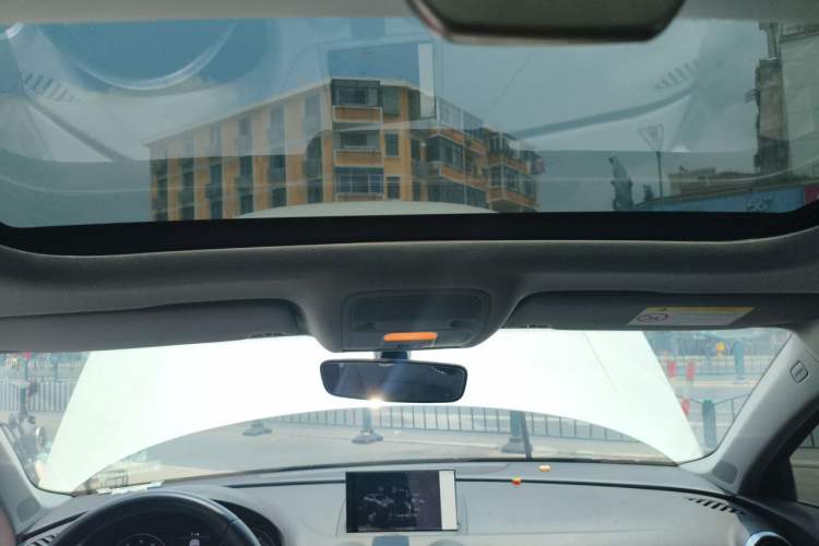 Used Audi A3 2020 Limousine 35 TFSI Fashion Edition China VI Emission Standard Headliner