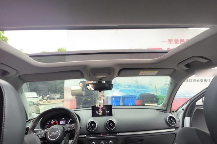 Used Audi A3 2020 Limousine 35 TFSI Ambition China VI Headliner