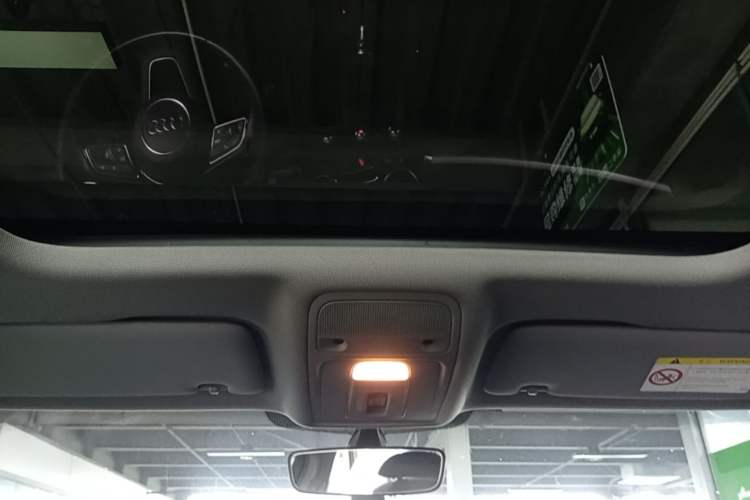 Used Audi A3 2020 Restyled Sportback 35 TFSI Entry-Level China VI Emission Standard Headliner