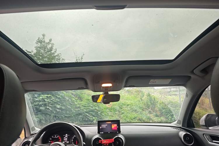 Used Audi A3 2020 Limousine 35 TFSI Fashion Edition China VI Emission Standard Headliner