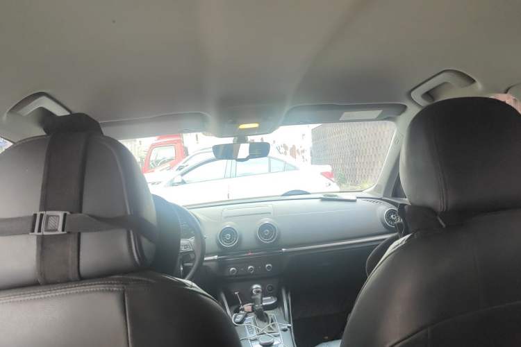 Used Audi A3 2020 Sportback 35 TFSI Ambition China VI Headliner