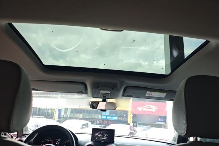 Used Audi A3 2020 Limousine 35 TFSI Fashion Edition China VI Emission Standard Headliner