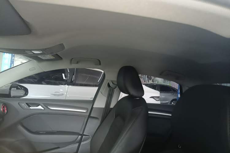Used Audi A3 2020 Limousine 35 TFSI Ambition China VI Headliner