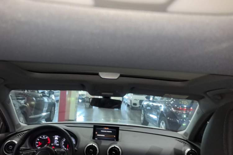 Used Audi A3 2020 Sportback 35 TFSI Fashion Edition China VI Emission Standard Headliner