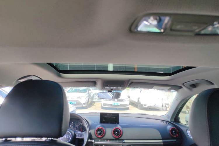 Used Audi A3 2020 Sportback 35 TFSI Style Edition China VI Emission Standard Headliner