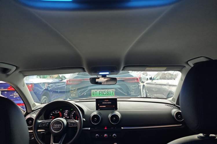 Used Audi A3 2020 Limousine 35 TFSI Ambition China VI Headliner