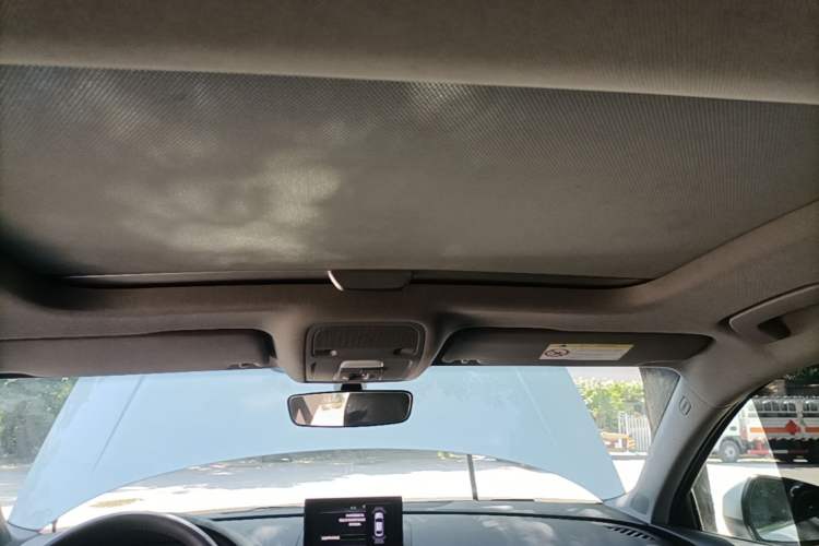 Used Audi A3 2020 Limousine 35 TFSI Fashion Edition China VI Emission Standard Headliner