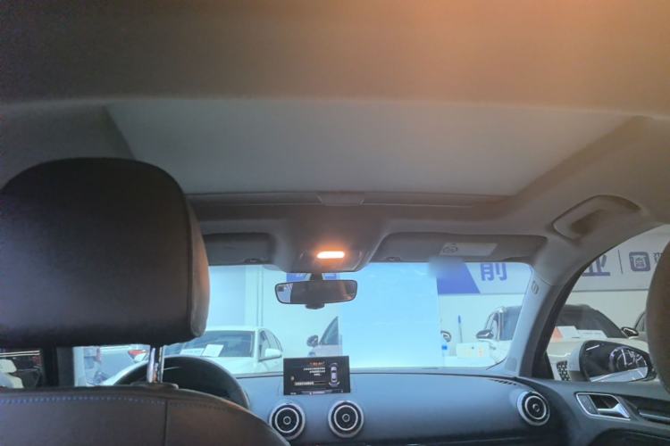 Used Audi A3 2020 Limousine 35 TFSI Fashion Edition China VI Emission Standard Headliner