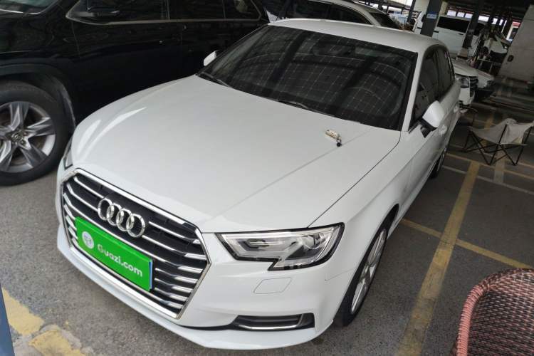 Used Audi A3 2020 Sportback 35 TFSI Ambition China VI Guazi used car, China used car export, Used car for sale, Used cars, Cheapest cars for sale