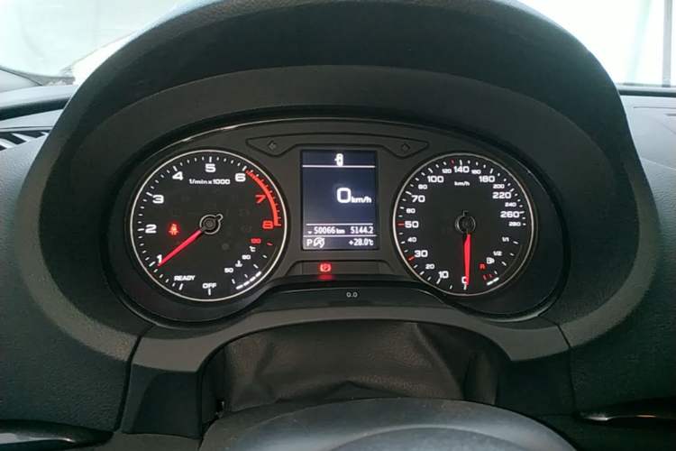 Used Audi A3 2020 Limousine 35 TFSI Fashion Edition China VI Emission Standard Instrument Cluster