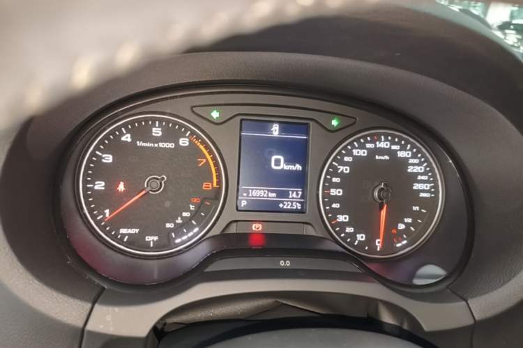 Used Audi A3 2020 Limousine 35 TFSI Fashion Edition China VI Emission Standard Instrument Cluster