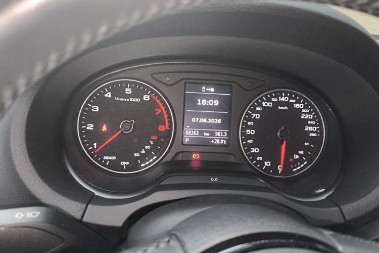 Used Audi A3 2020 Limousine 35 TFSI Ambition China VI Instrument Cluster