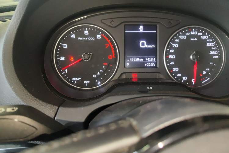 Used Audi A3 2020 Limousine 35 TFSI Fashion Edition China VI Emission Standard Instrument Cluster