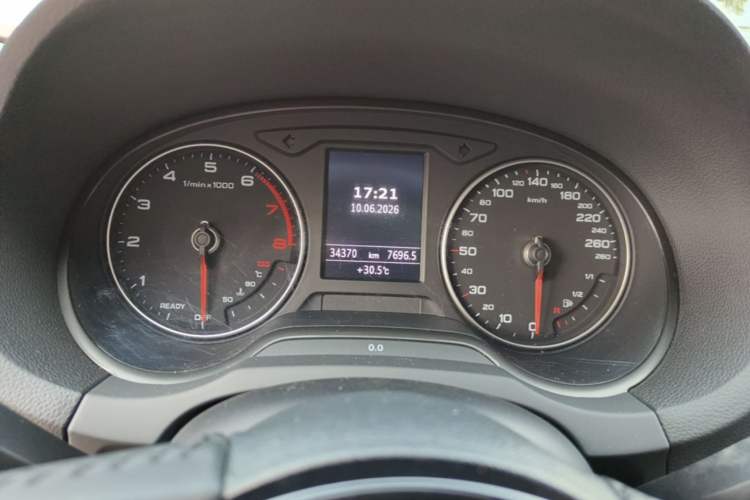 Used Audi A3 2020 Limousine 35 TFSI Fashion Edition China VI Emission Standard Instrument Cluster