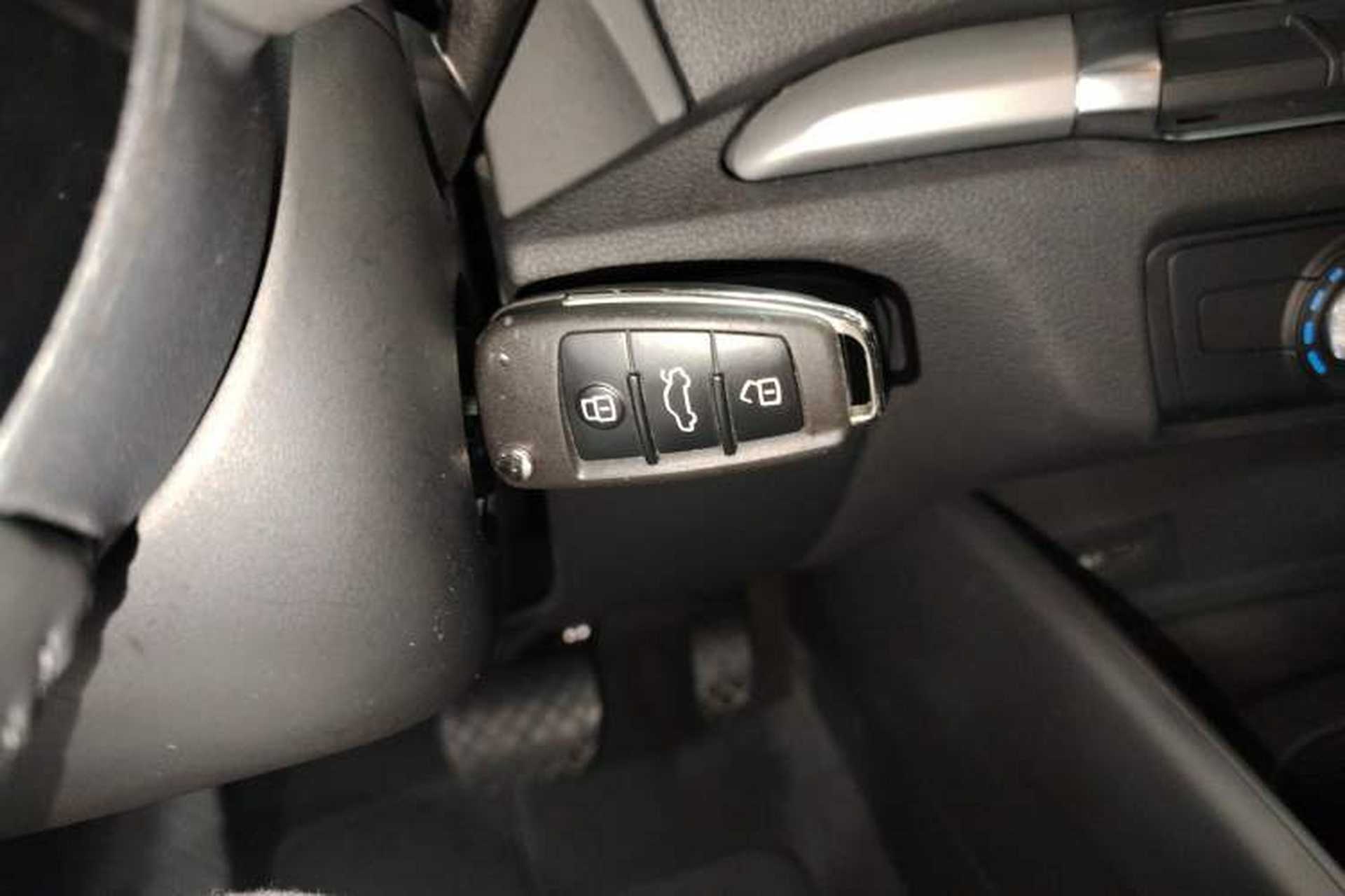 Used Audi A3 2020 Restyled Sportback 35 TFSI Entry-Level China VI Emission Standard Interior 1