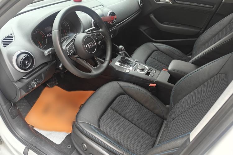 Used Audi A3 2020 Limousine 35 TFSI Fashion Edition China VI Emission Standard Interior 1