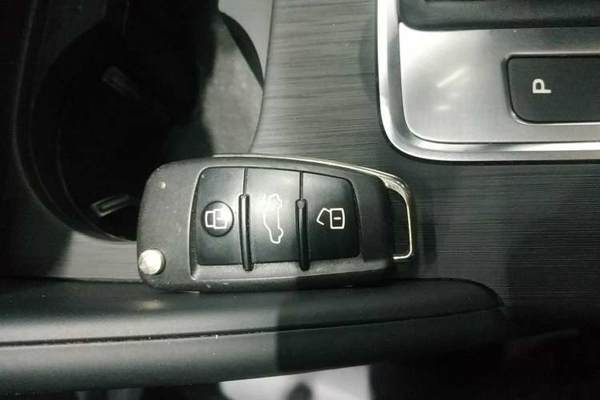 Used Audi A3 2020 Limousine 35 TFSI Fashion Edition China VI Emission Standard Interior 1