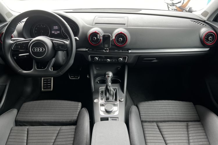Used Audi A3 2020 Limousine 35 TFSI Sporty Version China VI Interior 1