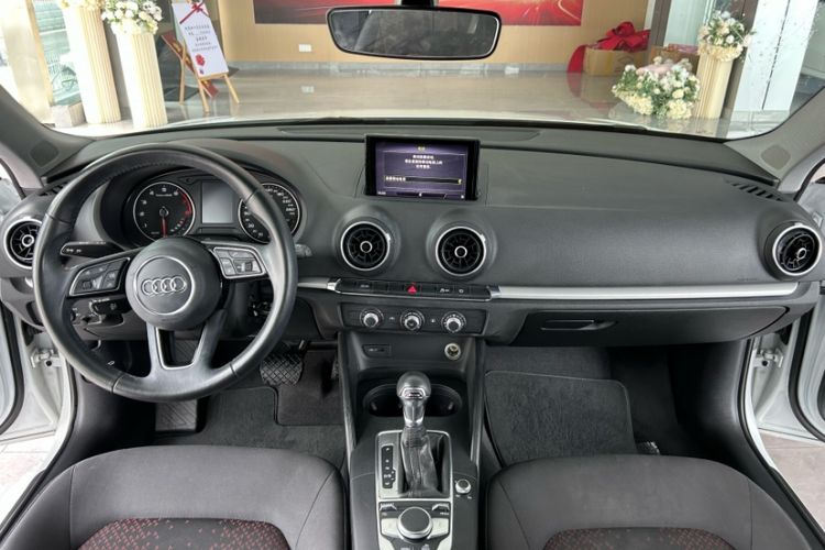 Used Audi A3 2020 Restyled Sportback 35 TFSI Entry-Level China VI Emission Standard Interior 1