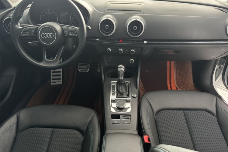 Used Audi A3 2020 Limousine 35 TFSI Fashion Edition China VI Emission Standard Interior 1