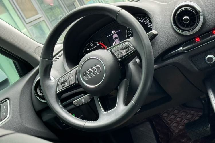 Used Audi A3 2020 Sportback 35 TFSI Fashion Edition China VI Emission Standard Interior 2