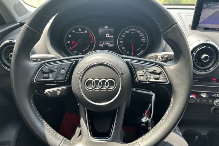 Used Audi A3 2020 Limousine 35 TFSI Fashion Edition China VI Emission Standard Interior 2