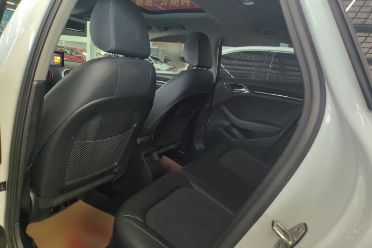 Used Audi A3 2020 Limousine 35 TFSI Fashion Edition China VI Emission Standard Interior 2