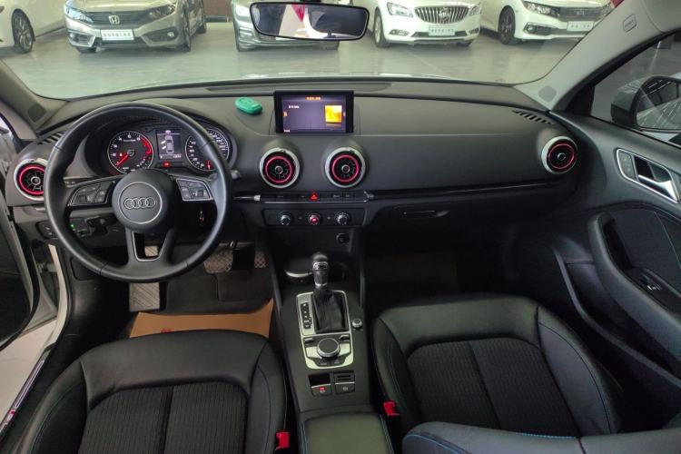 Used Audi A3 2020 Limousine 35 TFSI Fashion Edition China VI Emission Standard Interior 3