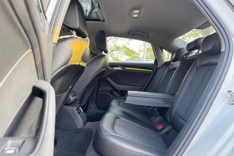 Used Audi A3 2020 Limousine 35 TFSI Fashion Edition China VI Emission Standard Interior 3