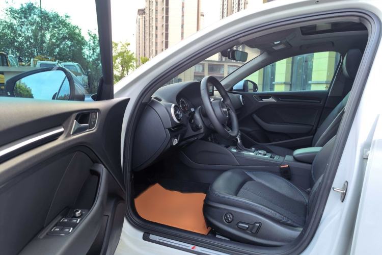 Used Audi A3 2020 Limousine 35 TFSI Fashion Edition China VI Emission Standard Interior 4