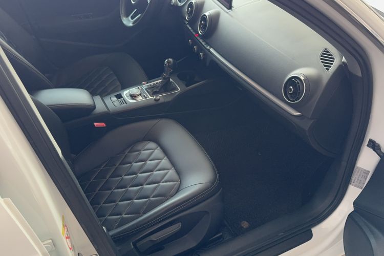 Used Audi A3 2020 Sportback 35 TFSI Ambition China VI Interior 4