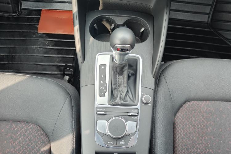 Used Audi A3 2020 Sportback 35 TFSI Ambition China VI Interior 4