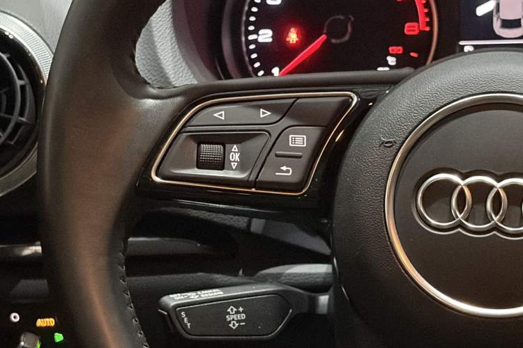 Used Audi A3 2020 Limousine 35 TFSI Fashion Edition China VI Emission Standard Interior 4