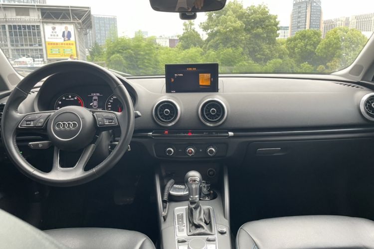 Used Audi A3 2020 Limousine 35 TFSI Fashion Edition China VI Emission Standard Interior 4