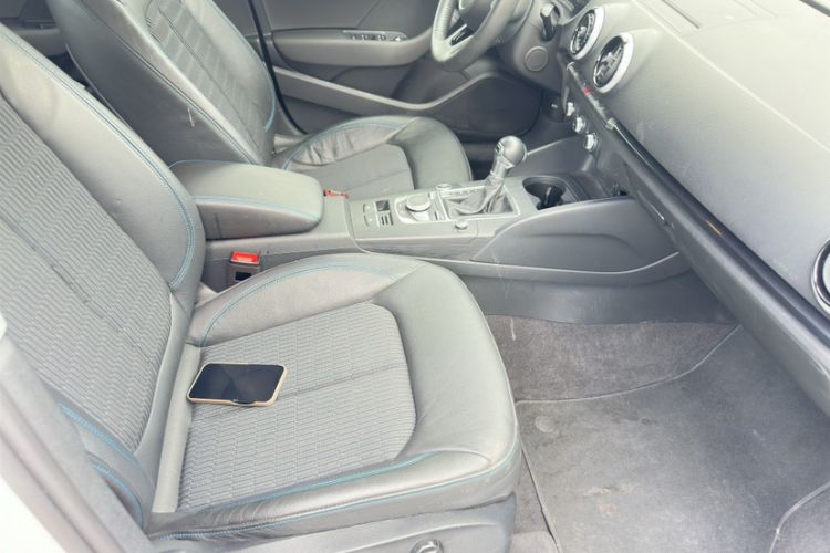 Used Audi A3 2020 Limousine 35 TFSI Fashion Edition China VI Emission Standard Interior 4