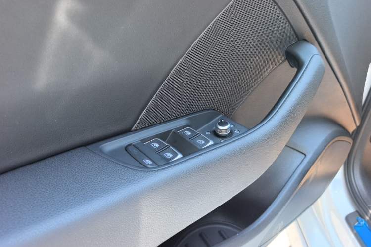 Used Audi A3 2020 Limousine 35 TFSI Fashion Edition China VI Emission Standard Interior 4