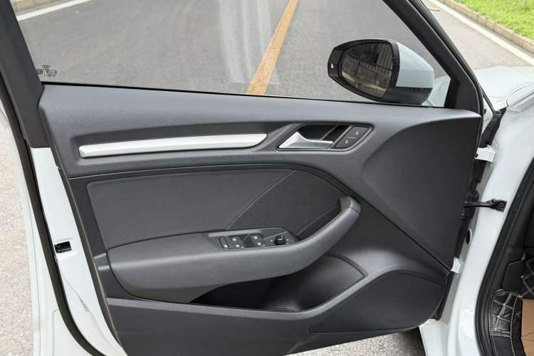 Used Audi A3 2020 Restyled Sportback 35 TFSI Entry-Level China VI Emission Standard Interior 5