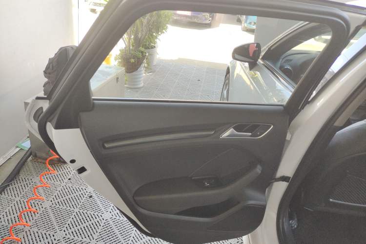 Used Audi A3 2020 Sportback 35 TFSI Fashion Edition China VI Emission Standard Interior 5