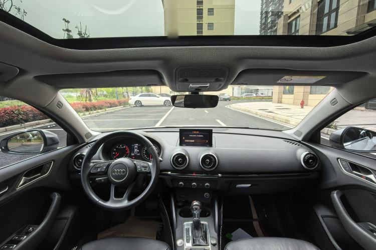 Used Audi A3 2020 Limousine 35 TFSI Fashion Edition China VI Emission Standard Interior 5
